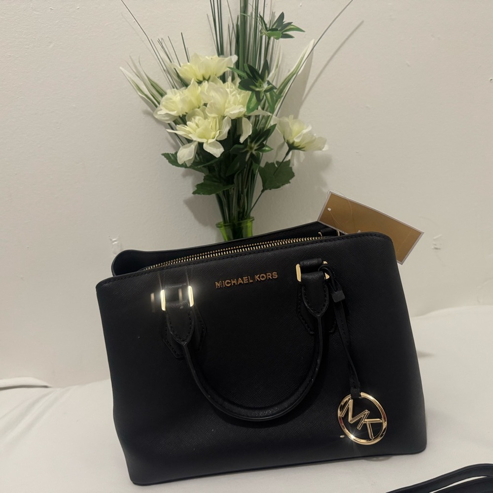 Michael Kors Black Handbag - Picture 4 of 16